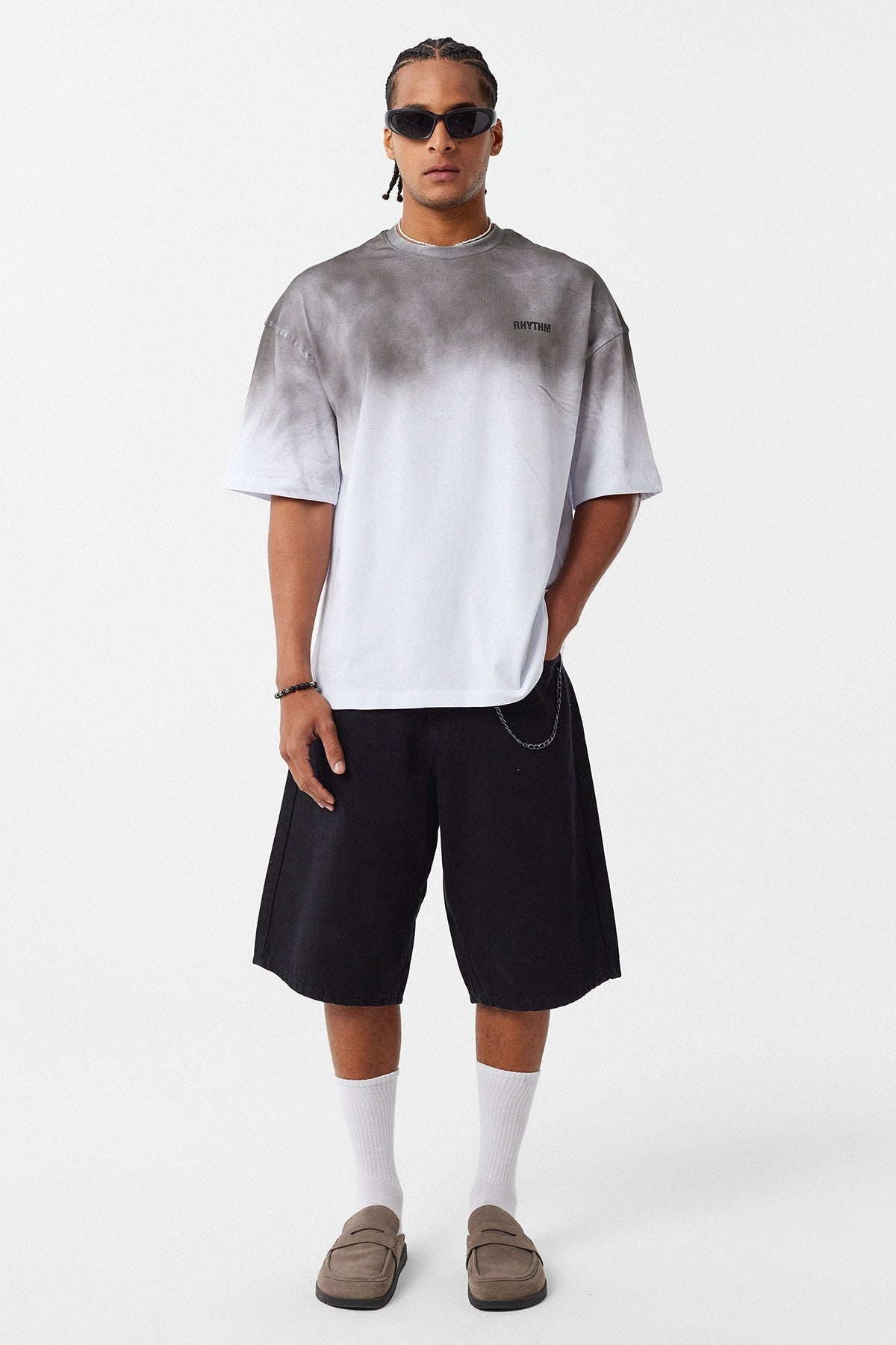 Oversized T-Shirt with Back Print and Washed Finish V70-33