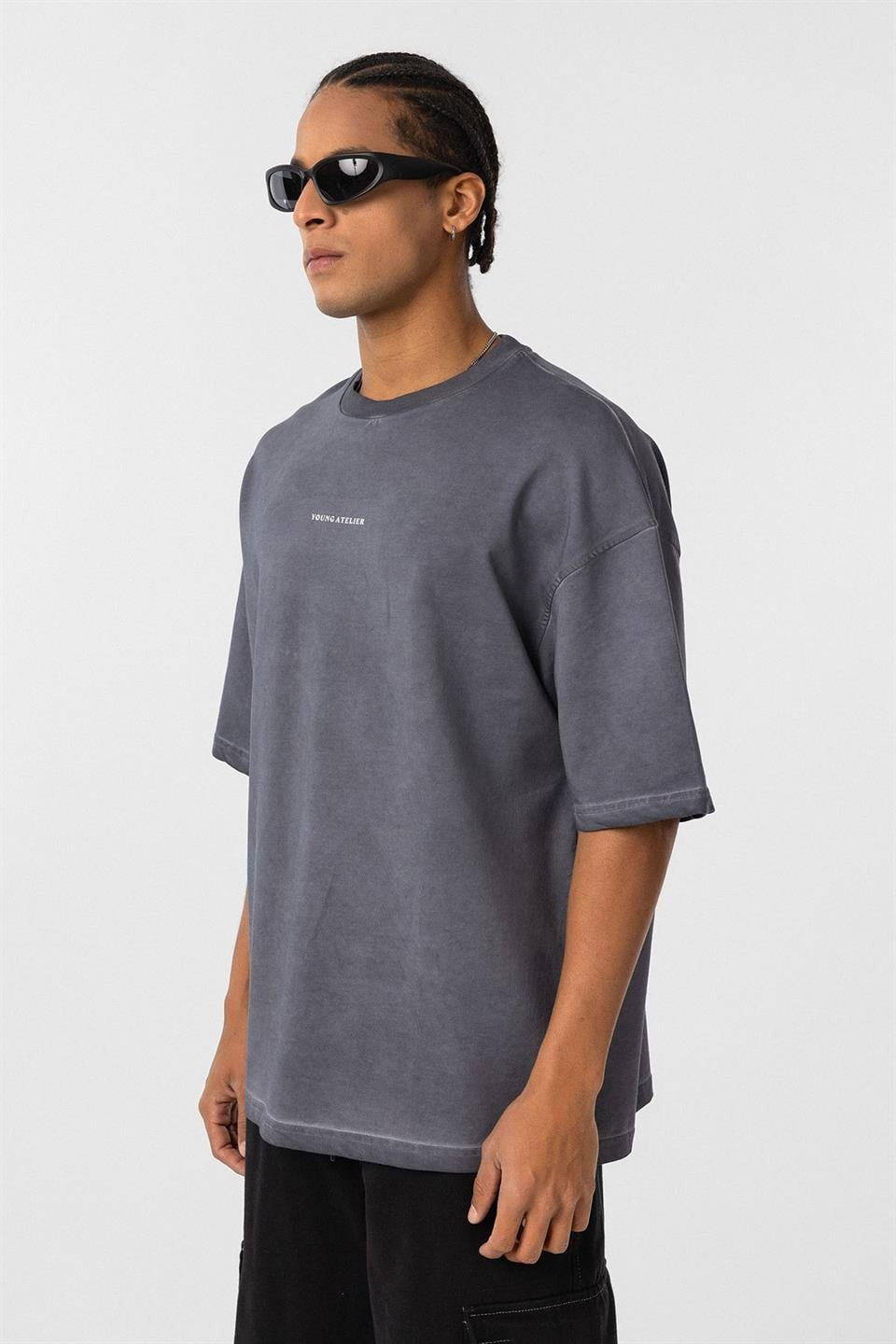 Oversized T-Shirt (Machine Washable) - Black
