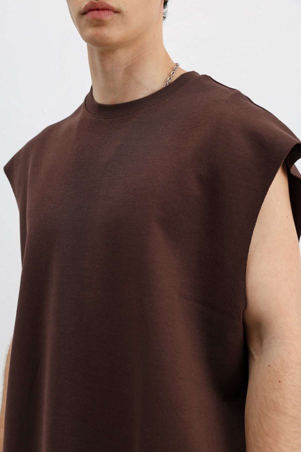 Oversized Sleeveless Basic T-Shirt