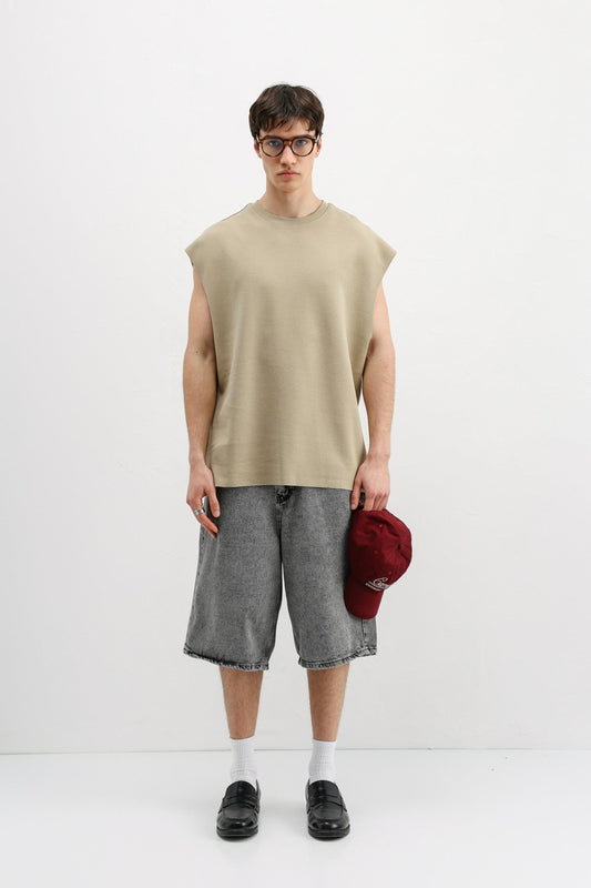 Oversized Sleeveless Basic T-Shirt
