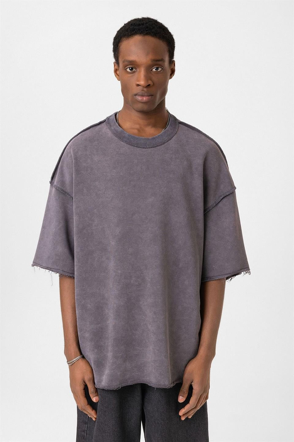 Oversized T-Shirt (Pre-Washed) V70-64