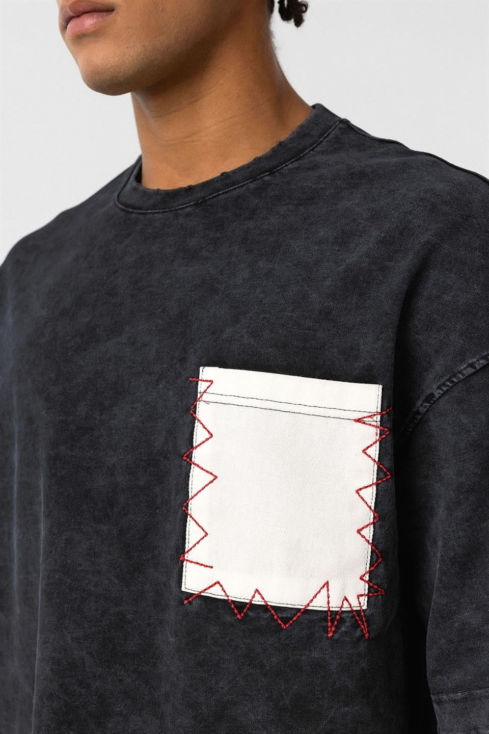 Oversized T-Shirt with Pocket Detail, Pre-Washed, V70-73