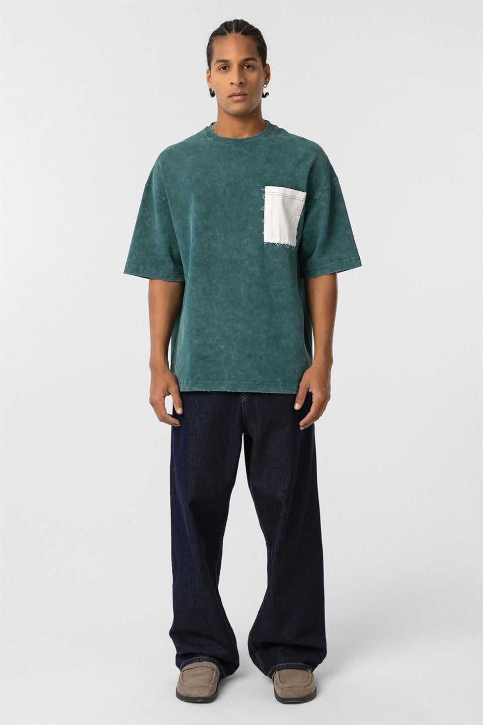 Oversized T-Shirt with Pocket Detail, Pre-Washed, V70-73