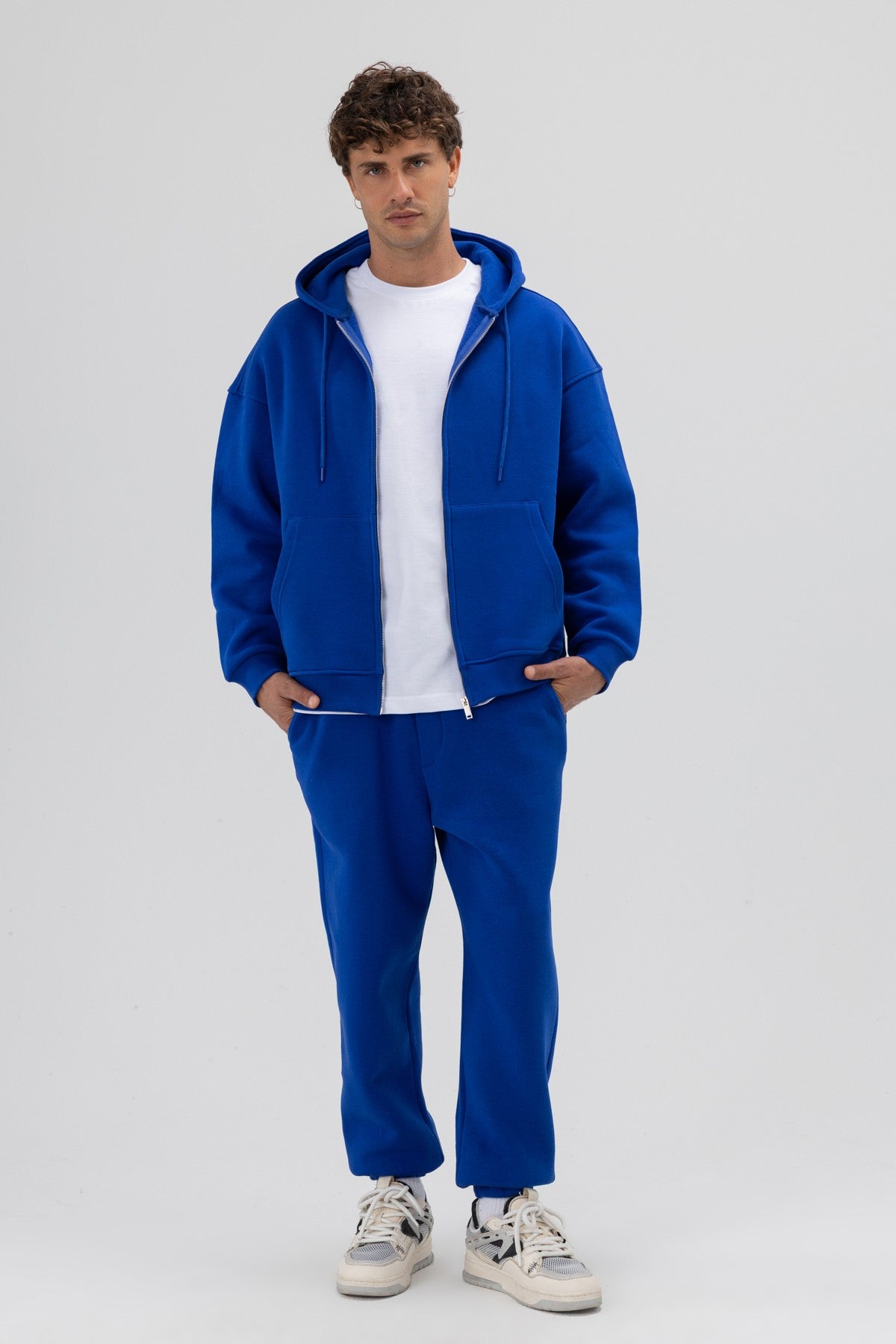 Basic Oversized Hooded Sweatshirt with Zipper
