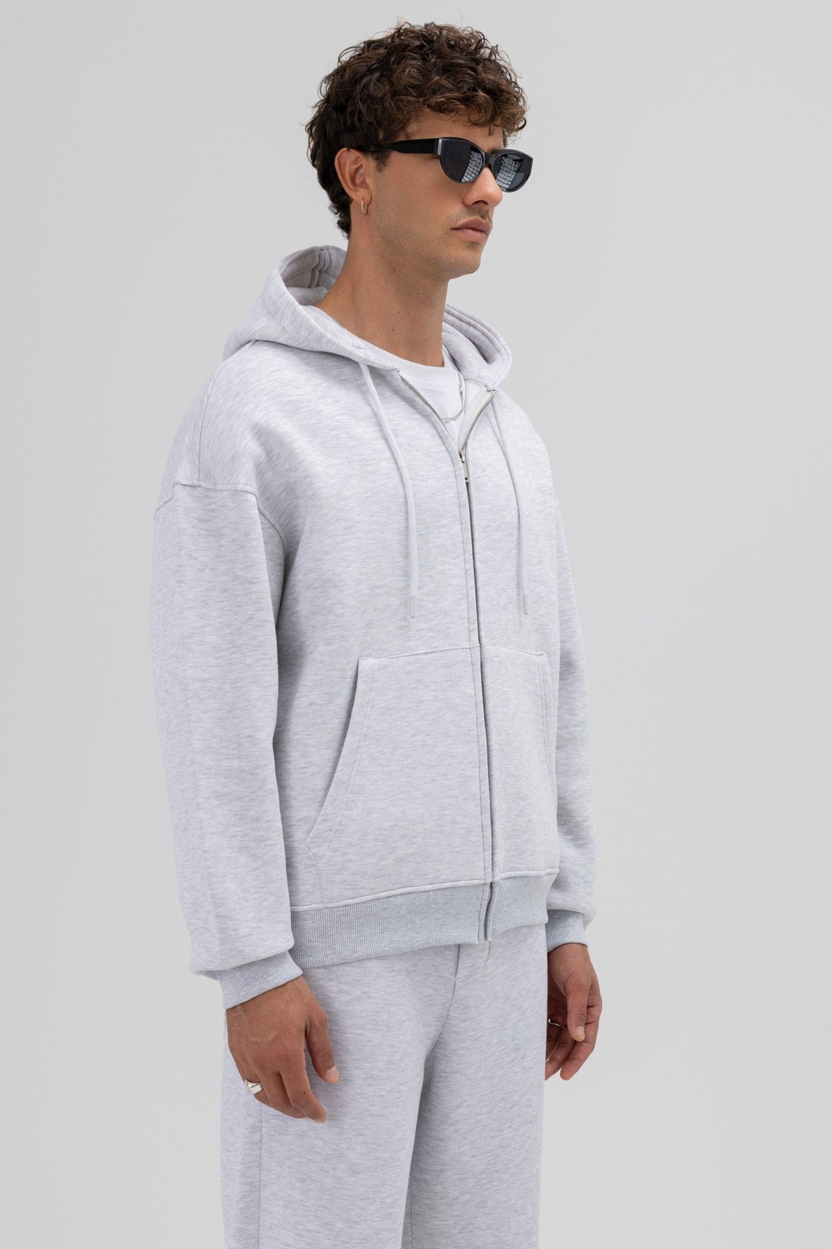 Basic Oversized Hooded Sweatshirt with Zipper