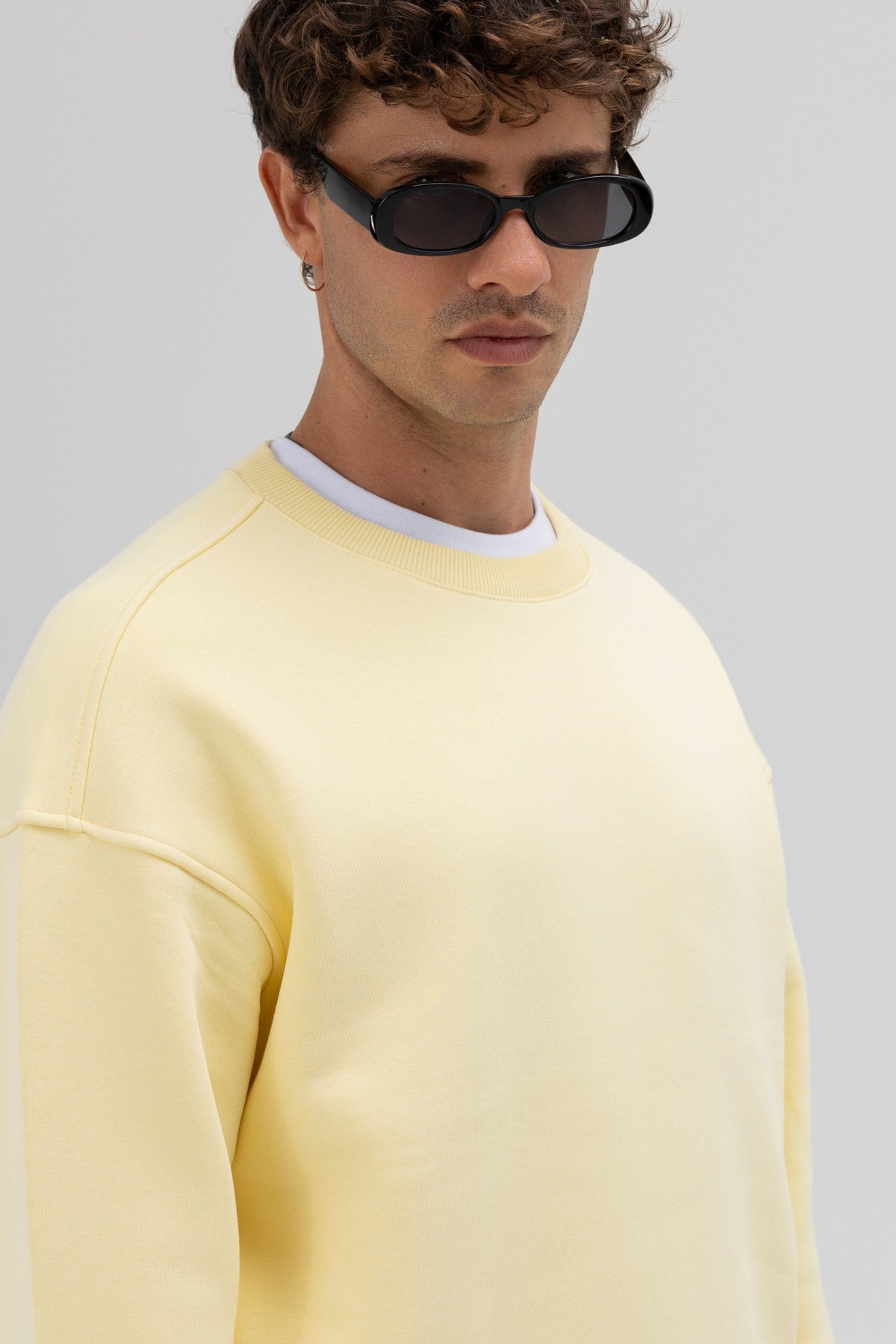Basic Crew Neck Oversized Sweatshirt