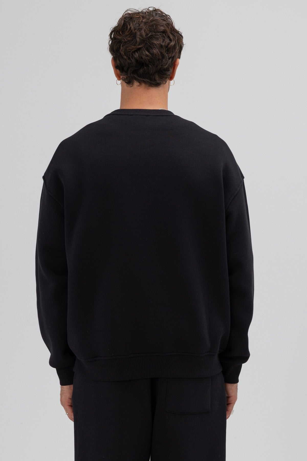 Basic Crew Neck Oversized Sweatshirt