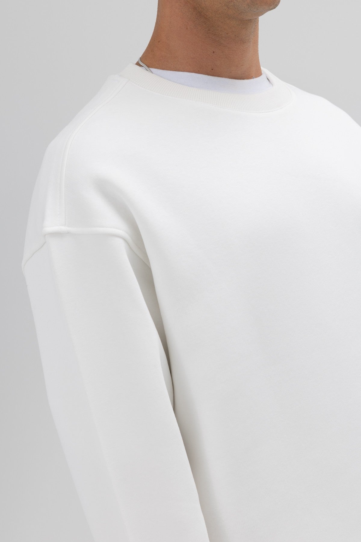 Basic Crew Neck Oversized Sweatshirt