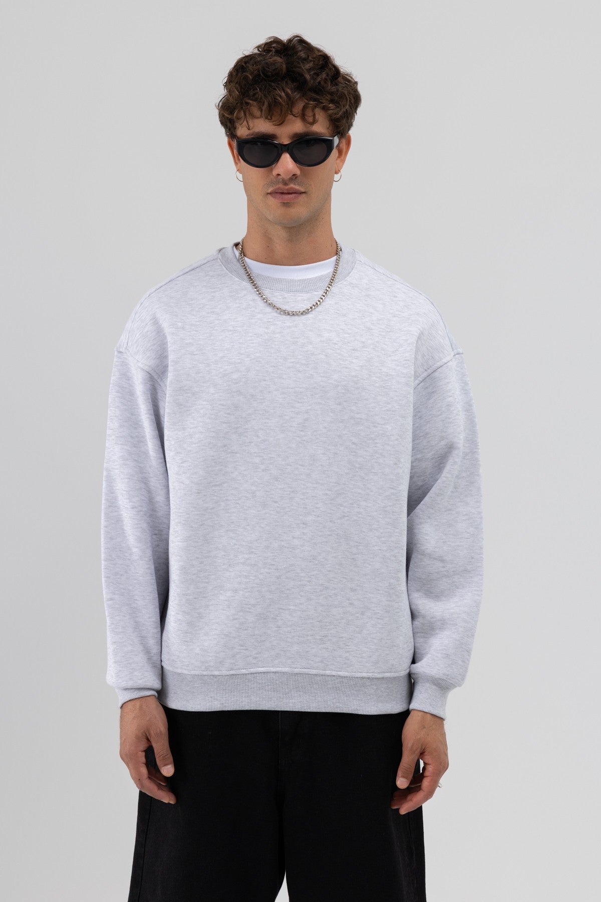 Basic Crew Neck Oversized Sweatshirt
