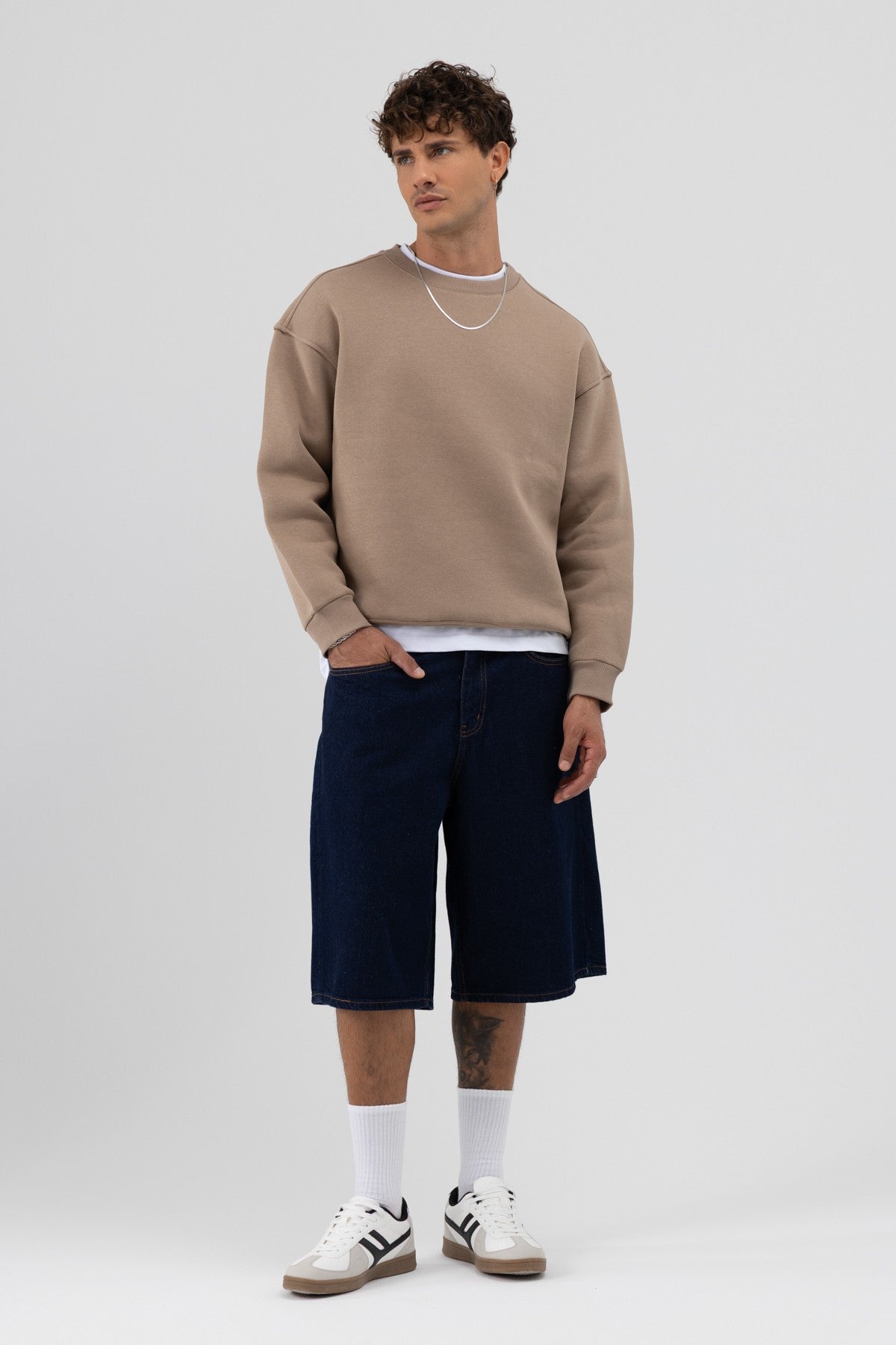 Basic Crew Neck Oversized Sweatshirt