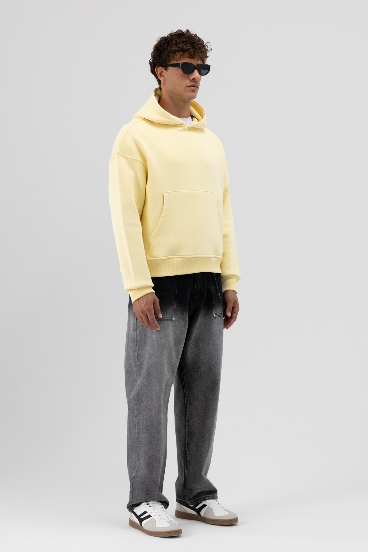 Basic Hooded Boxy-Fit Sweatshirt