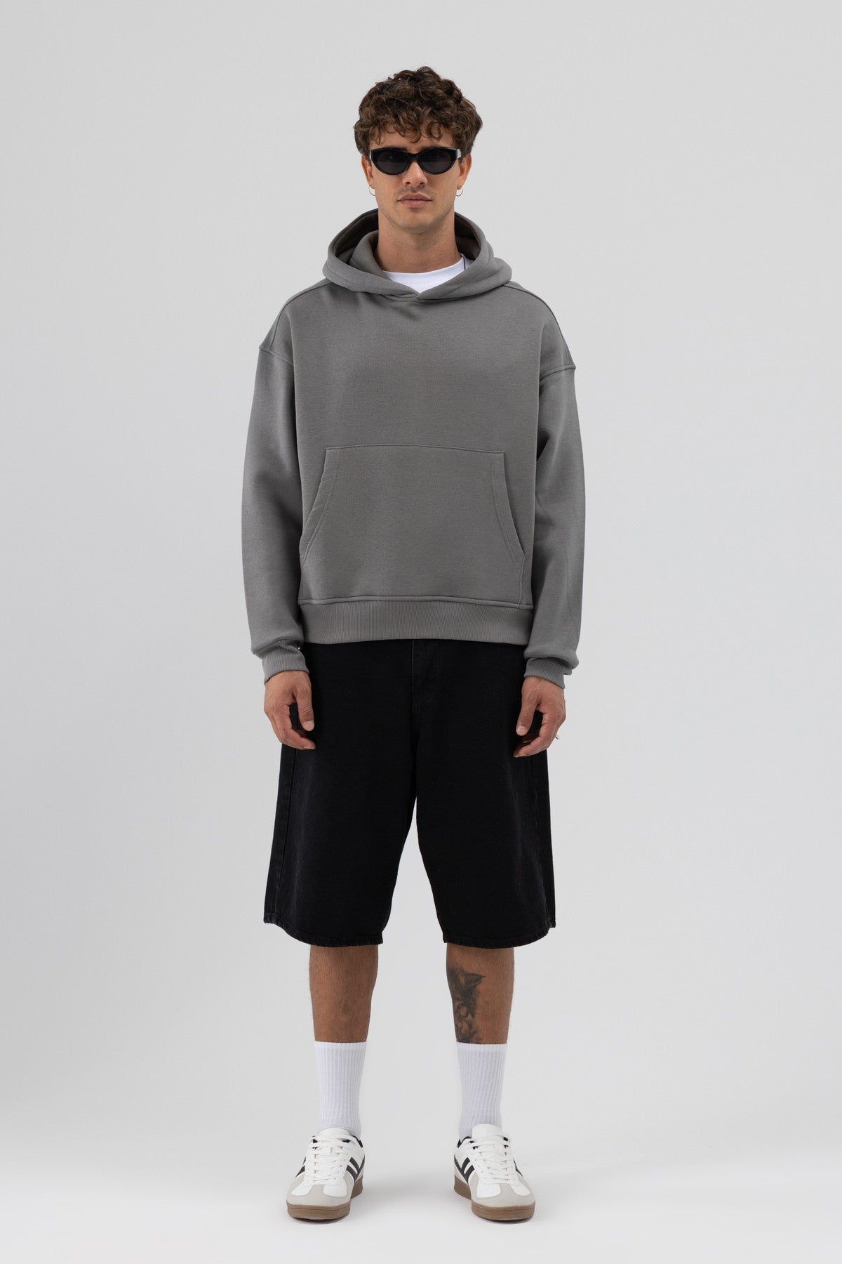 Basic Hooded Boxy-Fit Sweatshirt