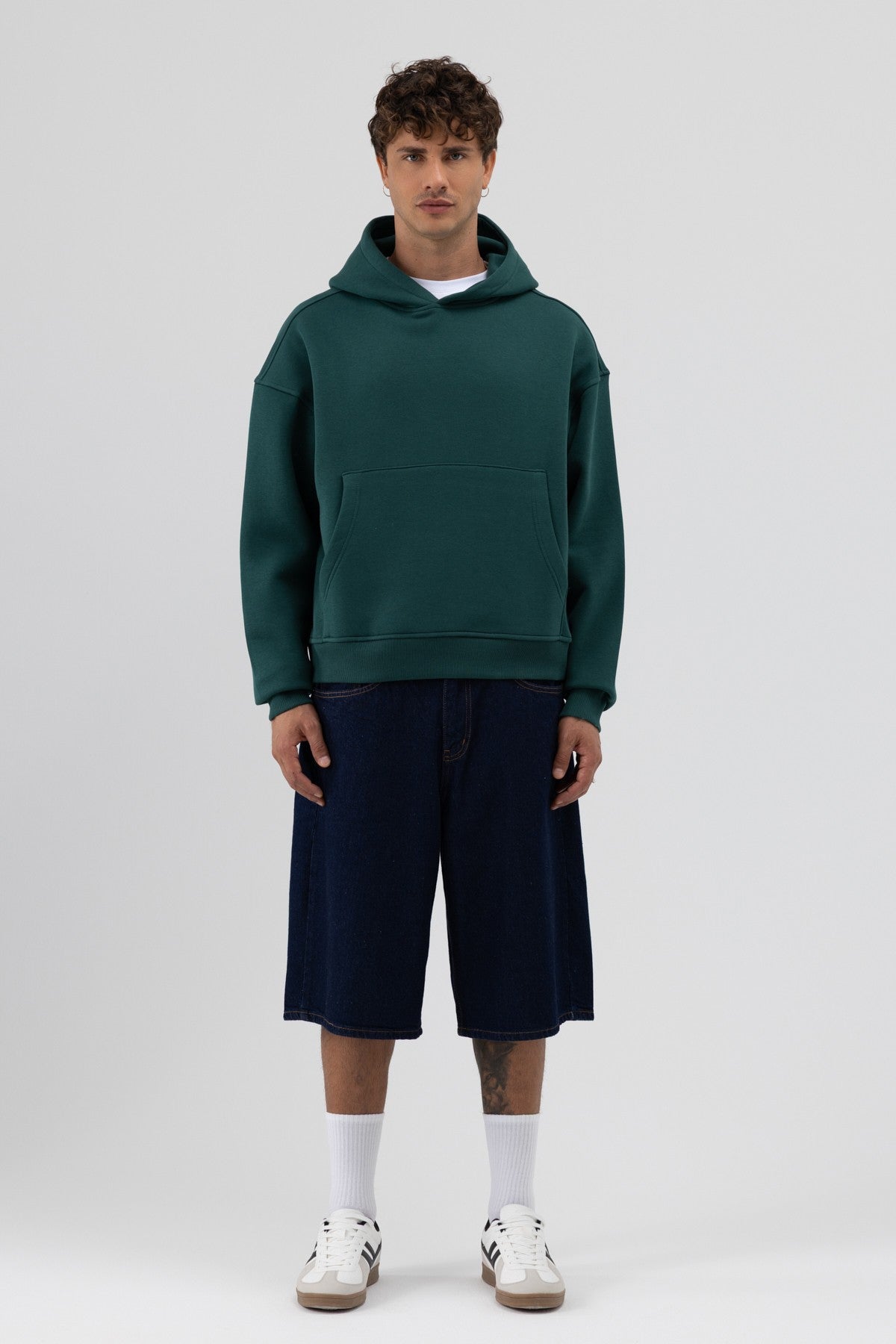 Basic Hooded Boxy-Fit Sweatshirt