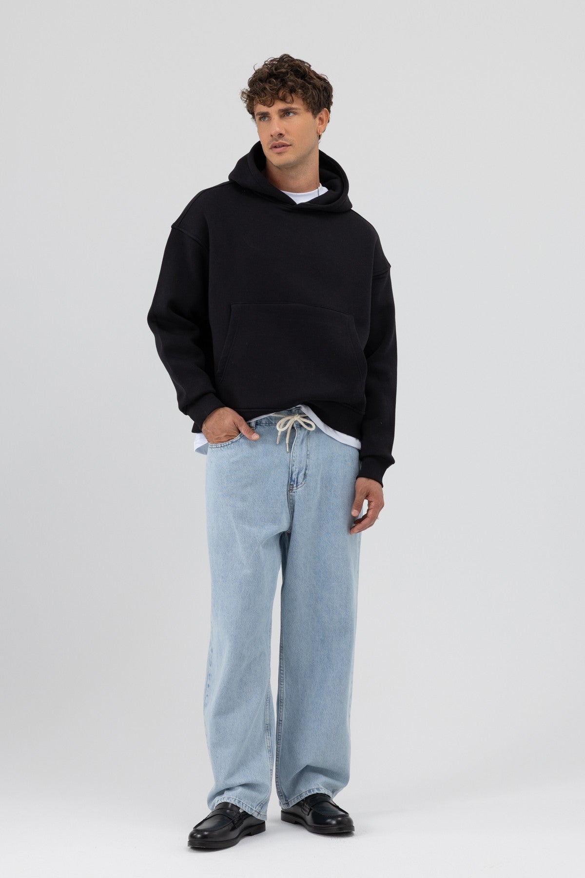 Basic Hooded Boxy-Fit Sweatshirt