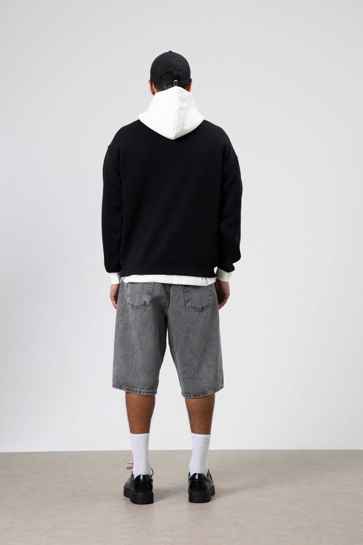 Two-Tone Printed Oversized Sweatshirt