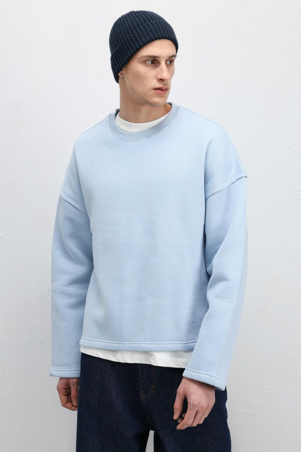 Boxy Fit Basic Sweatshirt
