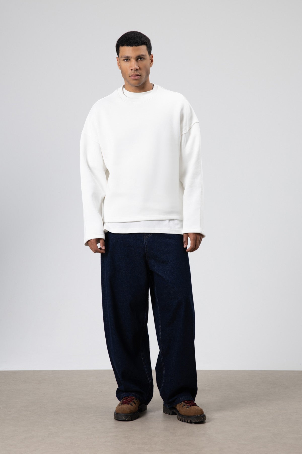 Boxy Fit Basic Sweatshirt