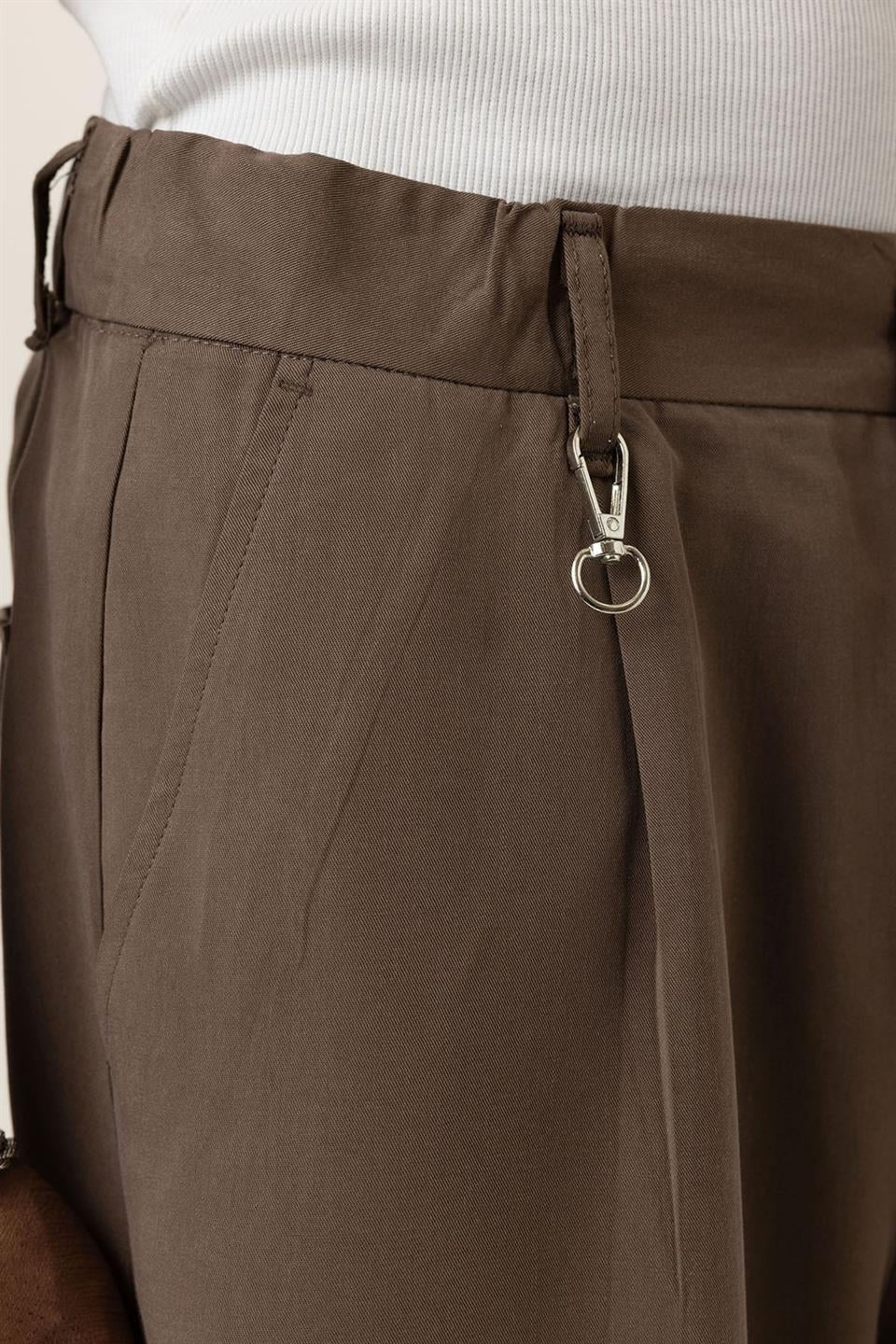 Relaxed-Fit Fabric Pants