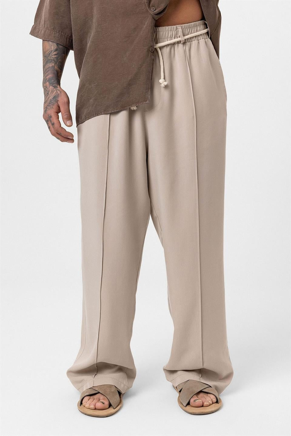 Baggy Lyocell Pants with Detailed Waistband