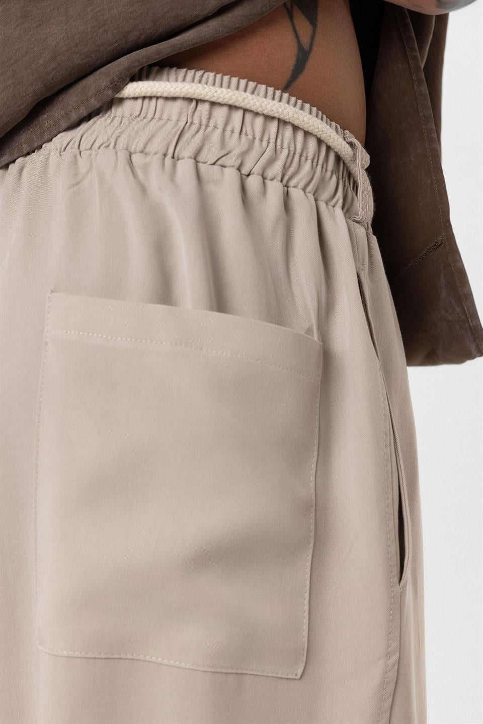Baggy Lyocell Pants with Detailed Waistband