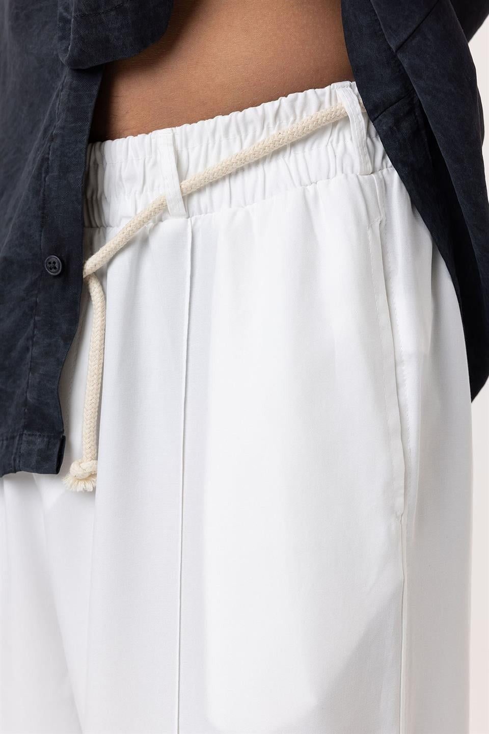 Baggy Lyocell Pants with Detailed Waistband