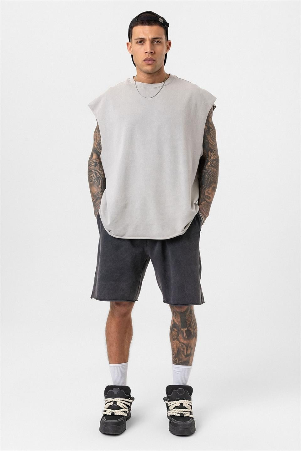 Oversized Shorts (Machine Washable)