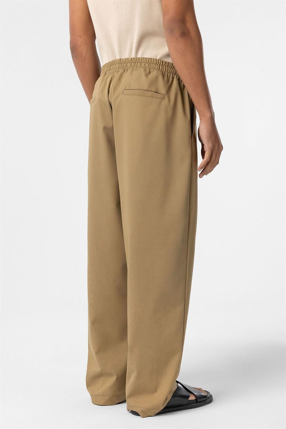 Baggy Pants with an Elastic Waistband