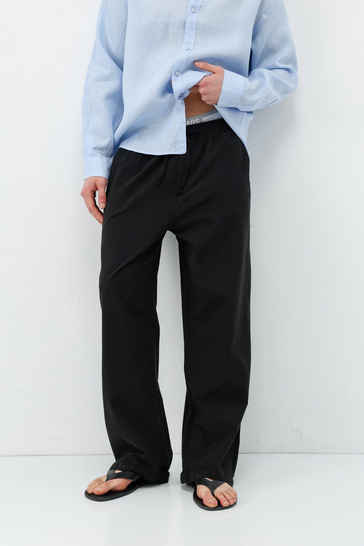 Baggy-Fit Linen Pants with Elastic Waistband