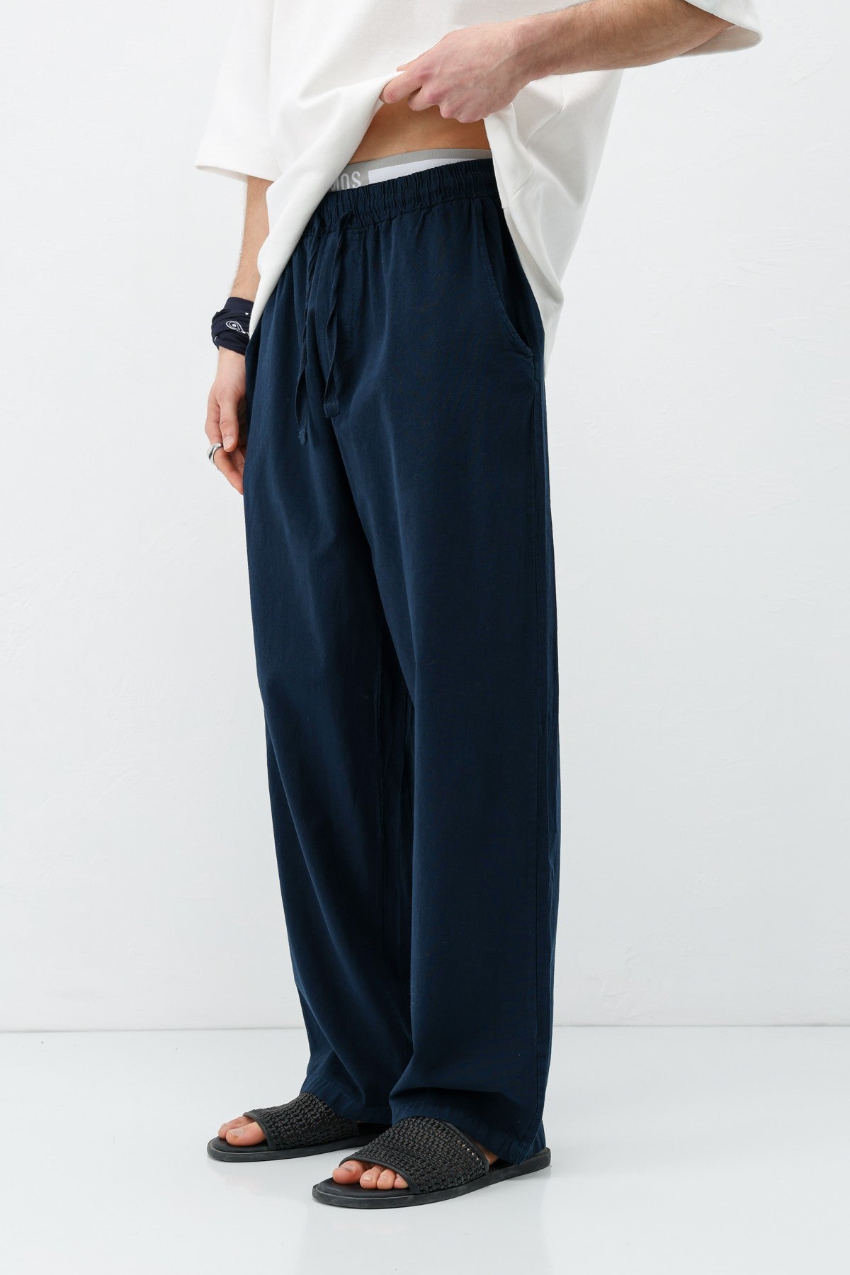 Baggy-Fit Linen Pants with Elastic Waistband