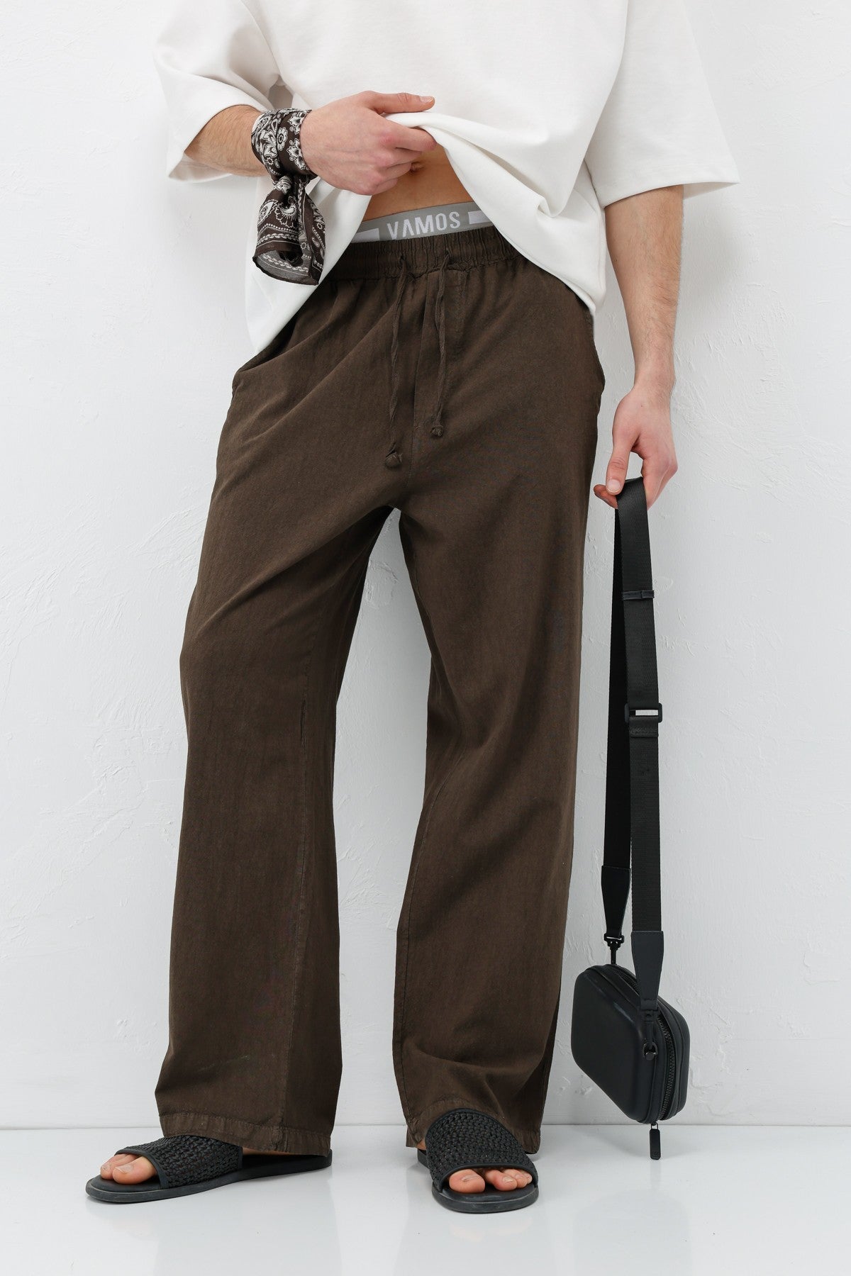 Baggy-Fit Linen Pants with Elastic Waistband