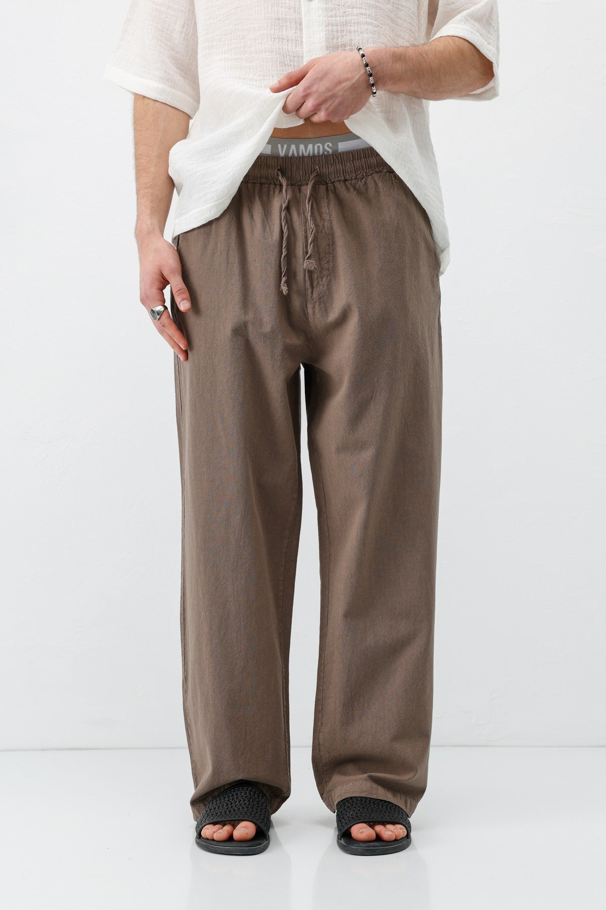 Baggy-Fit Linen Pants with Elastic Waistband