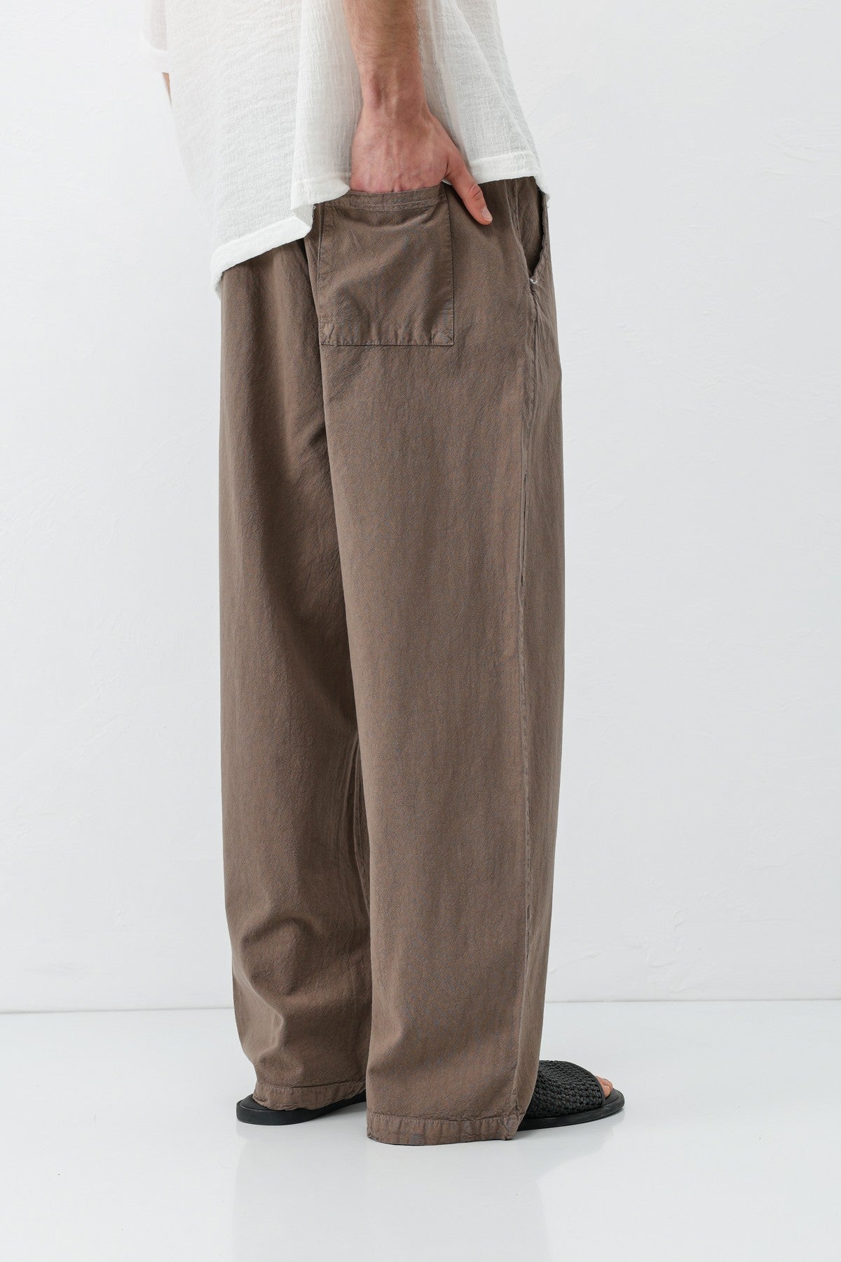Baggy-Fit Linen Pants with Elastic Waistband
