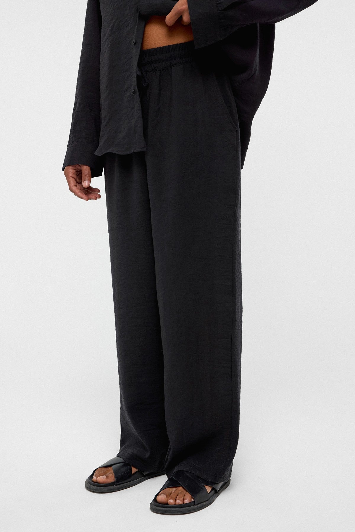 Baggy-Fit Modal Fabric Pants