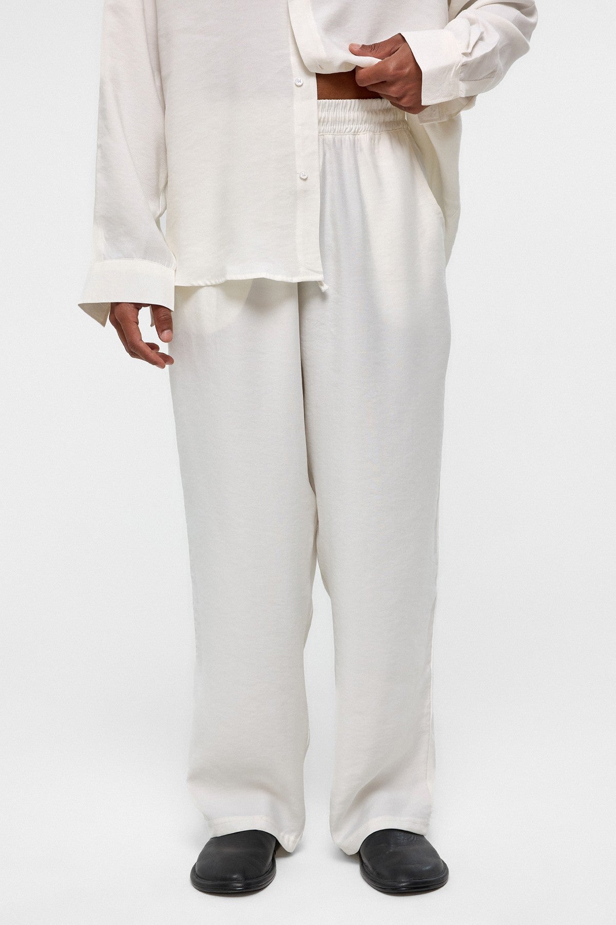 Baggy-Fit Modal Fabric Pants