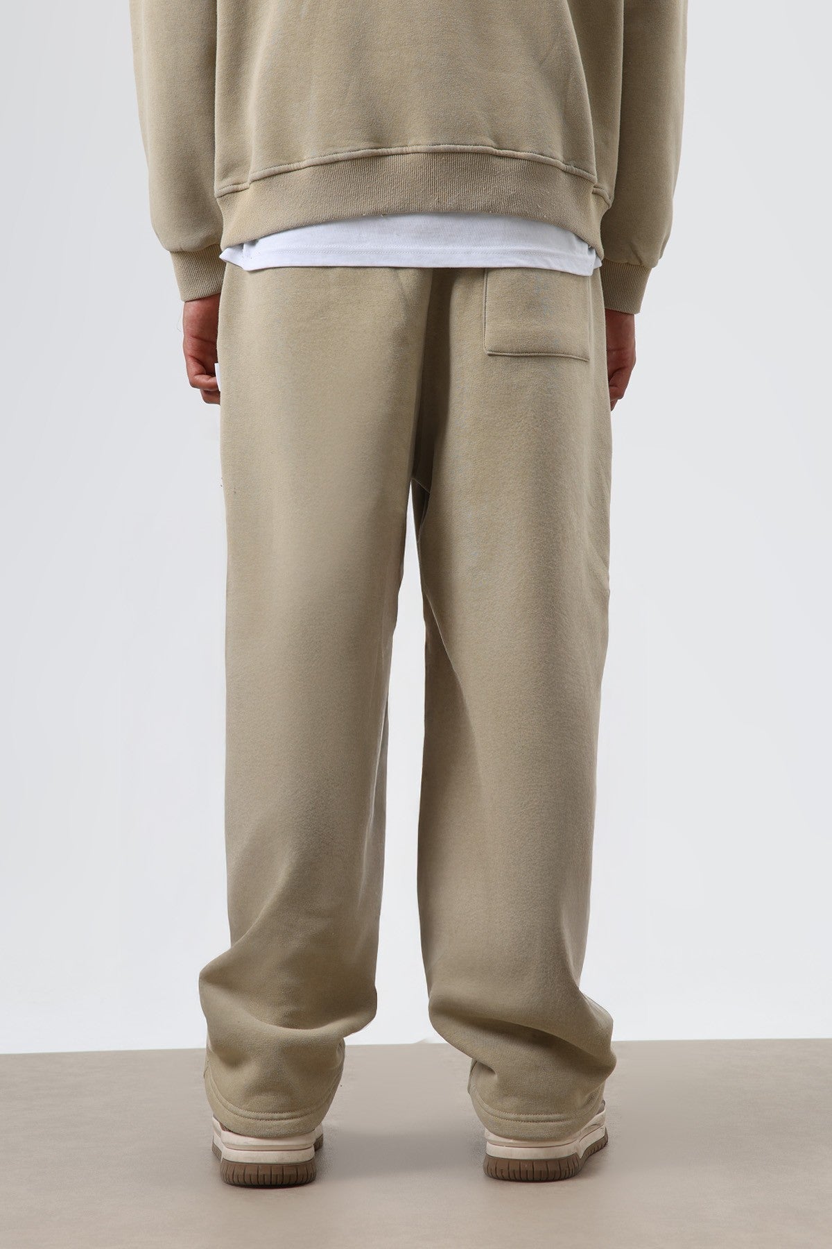 Pre-Washed Baggy Sweatpants, Khaki