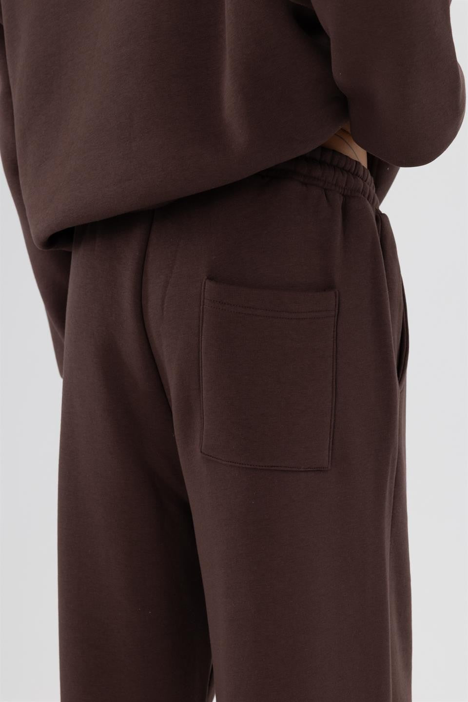 Pre-Washed Baggy Sweatpants, Brown