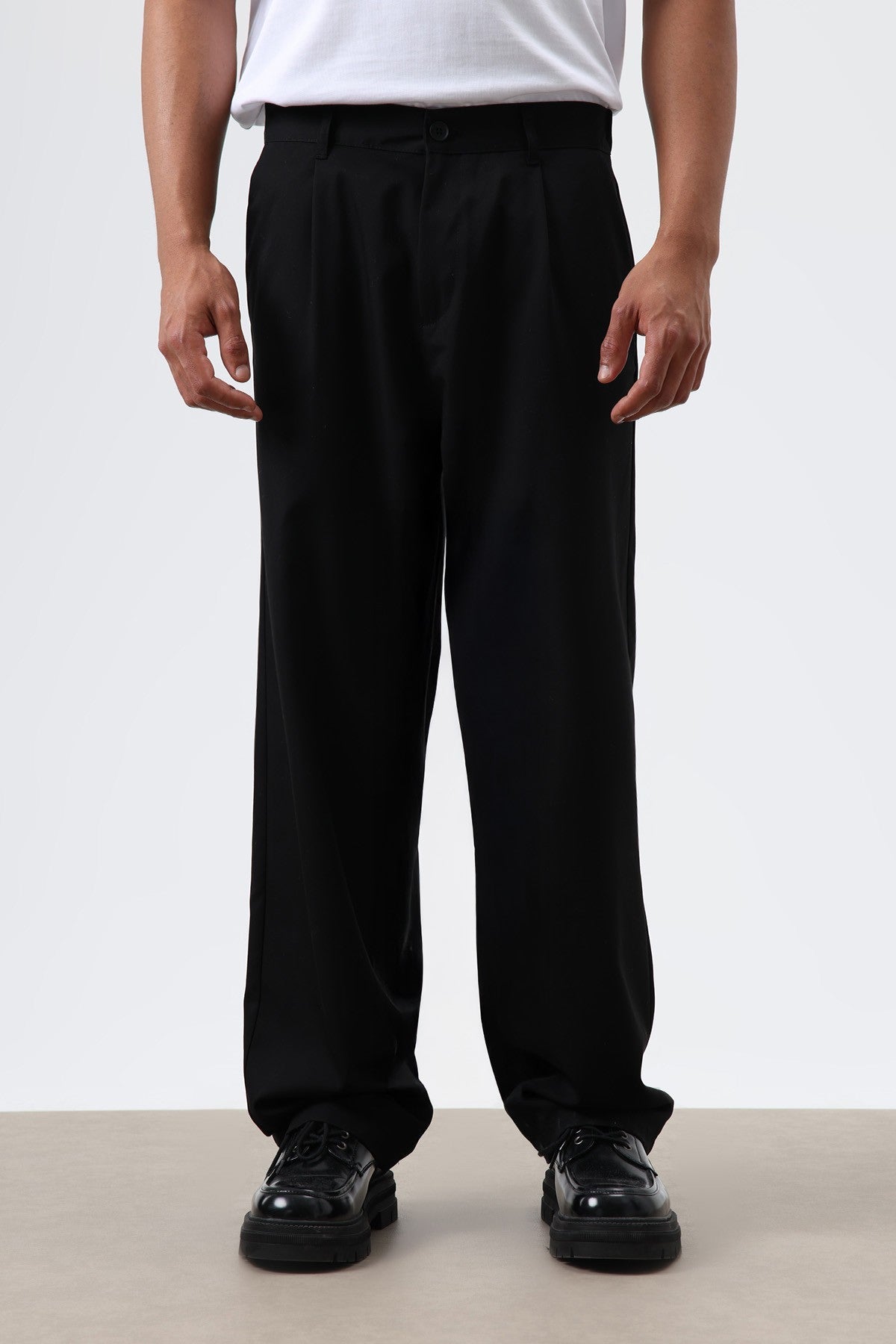 Baggy-Fit Fabric Pants