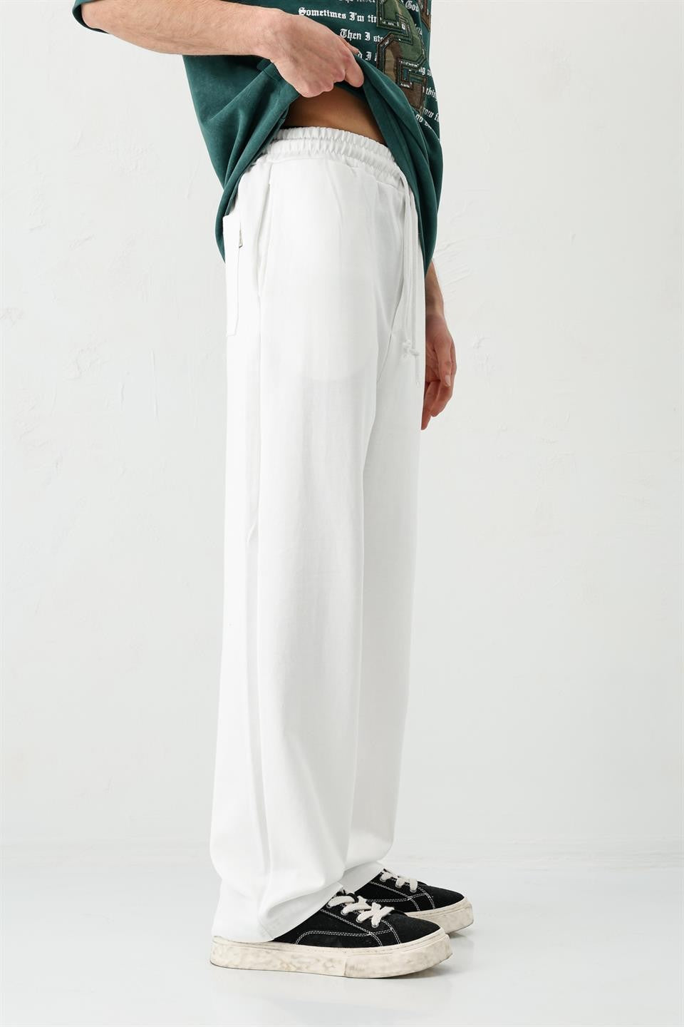 Baggy-Fit Pre-Washed Sweatpants
