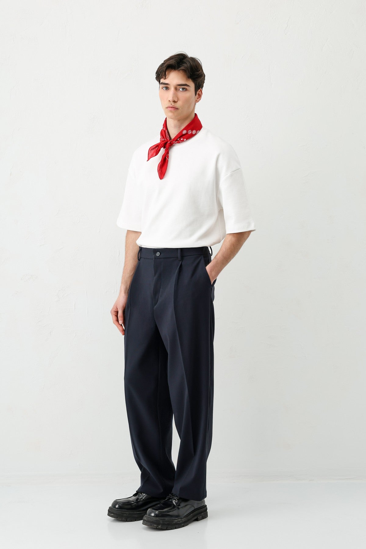Baggy-Fit Pleated Pants