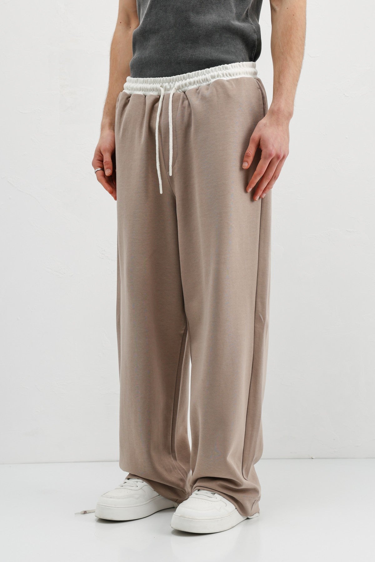 Baggy-Fit Sweatpants