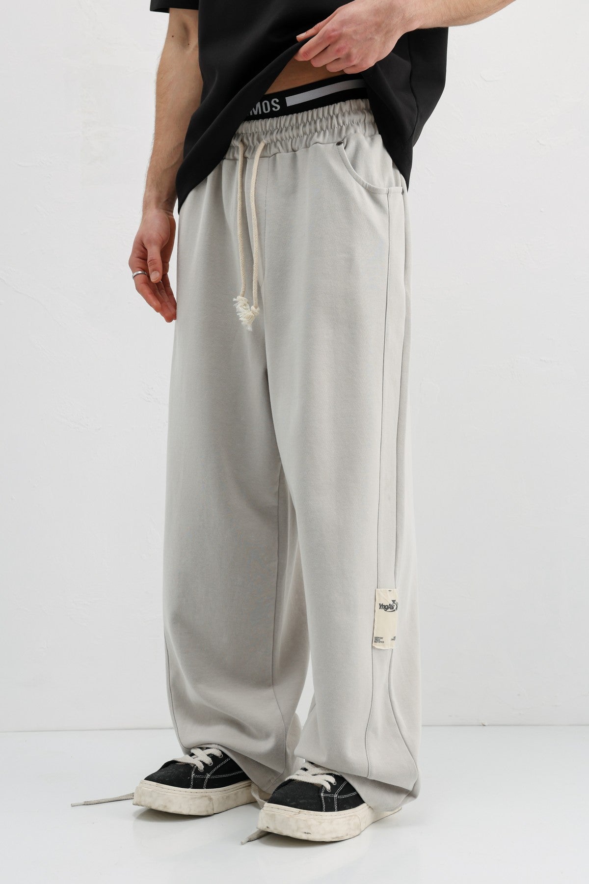 Baggy-Fit Sweatpants V80-43