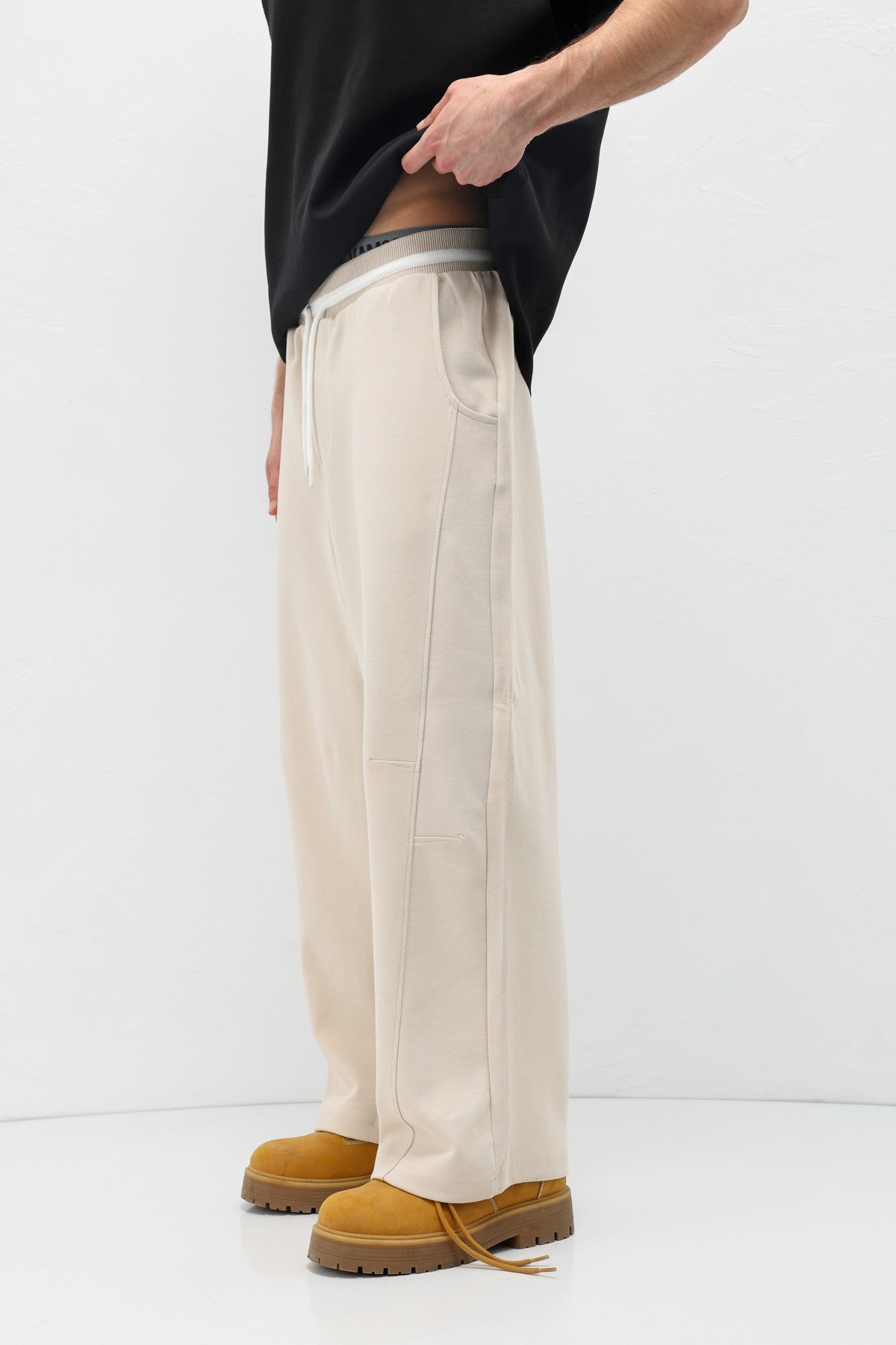 Drawstring Baggy-Fit Sweatpants