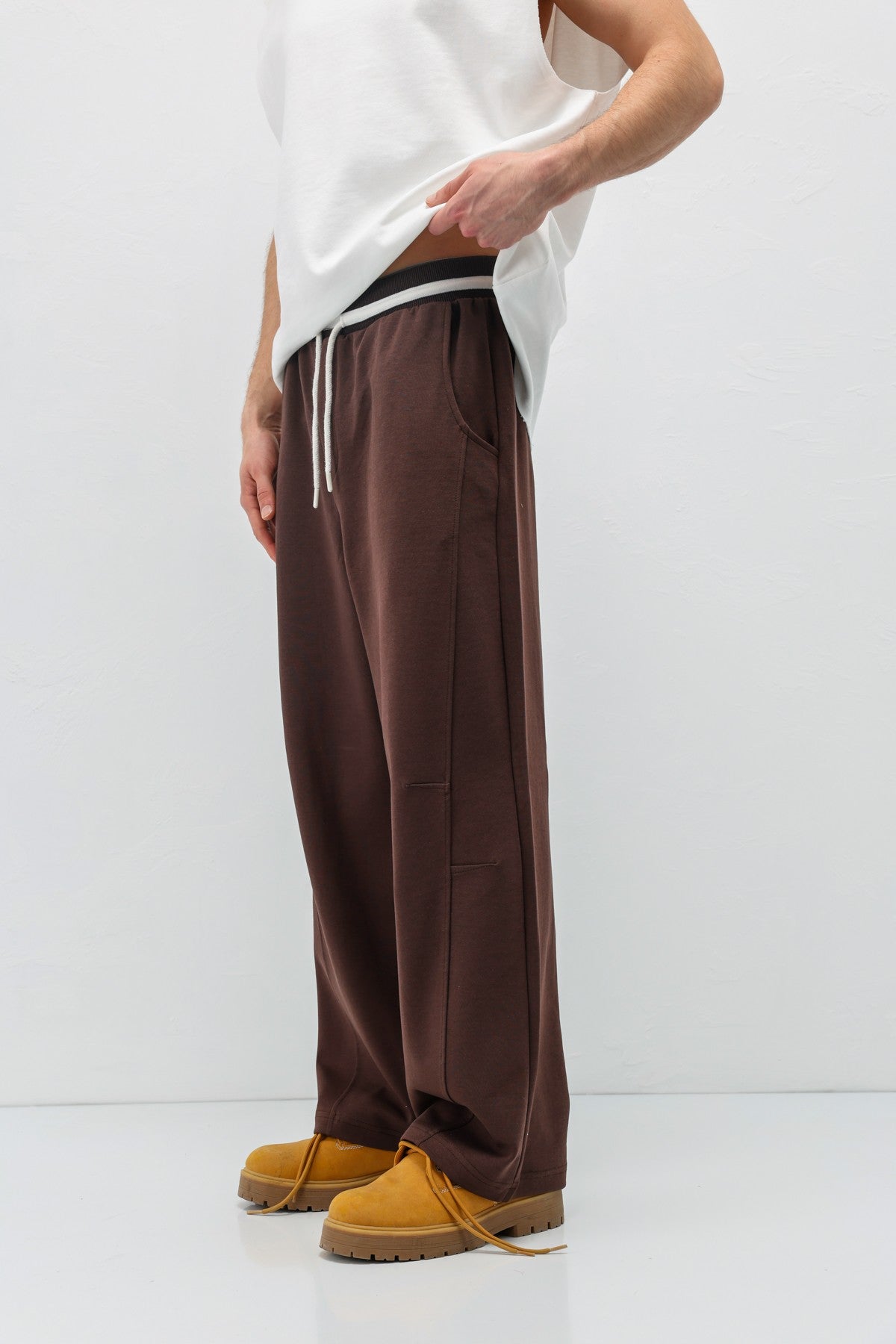 Drawstring Baggy-Fit Sweatpants