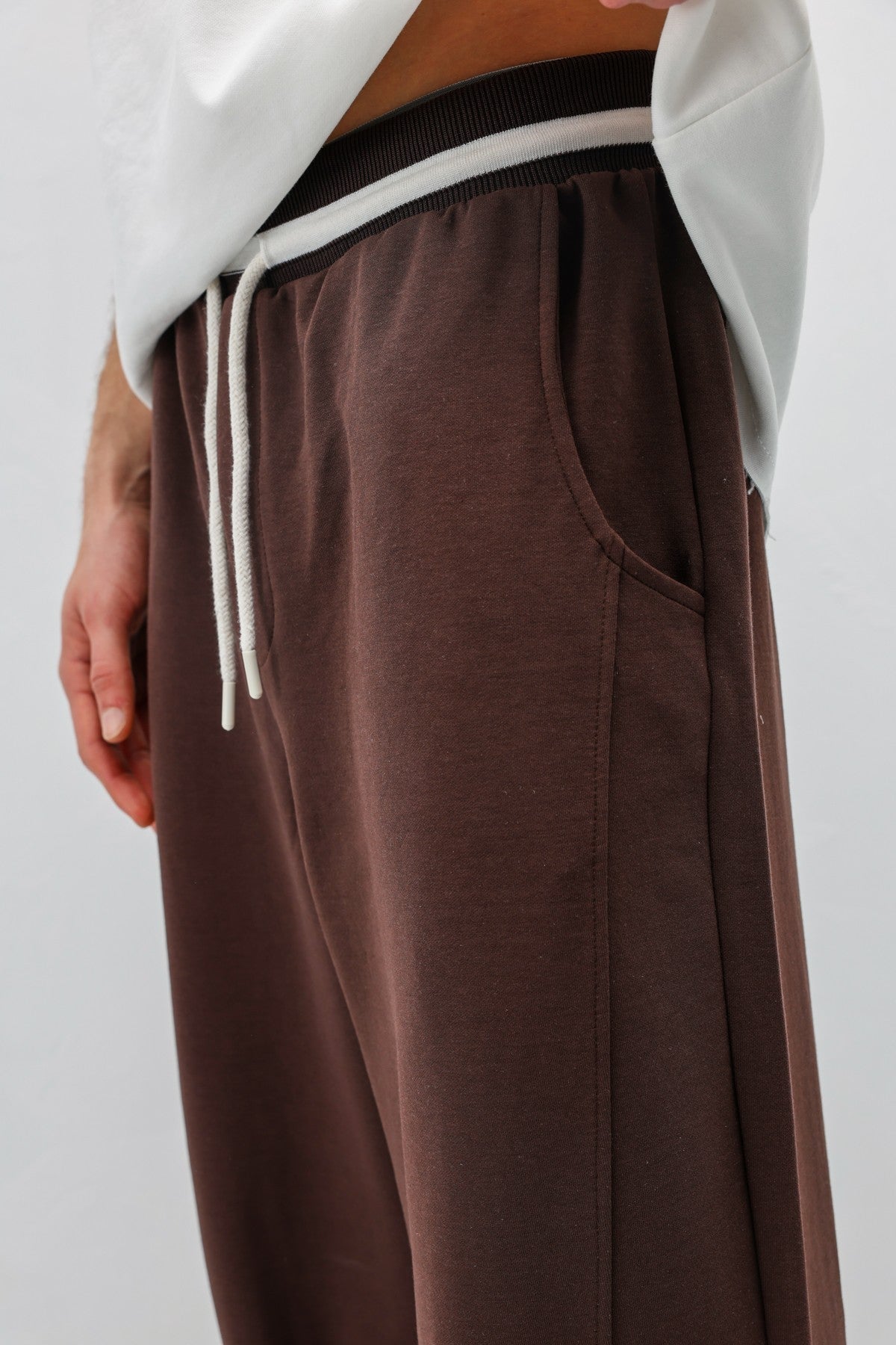 Drawstring Baggy-Fit Sweatpants