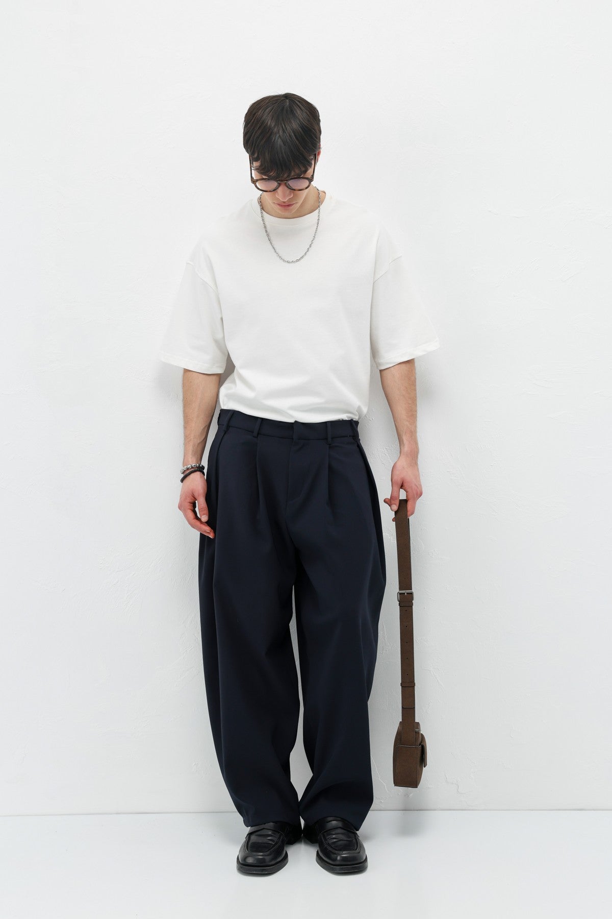 Barrel Fit Tailored Pants