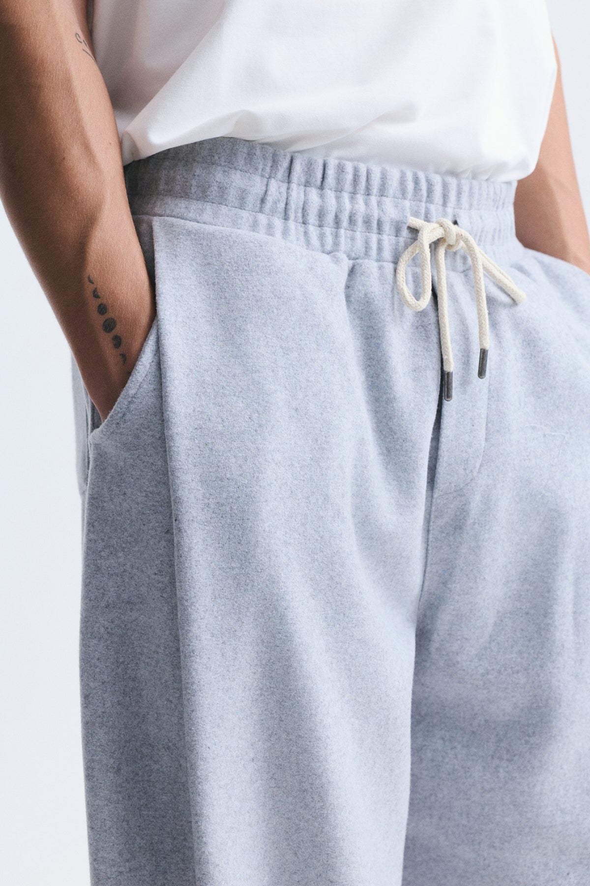 Balloon Fit Sweatpants with Pockets