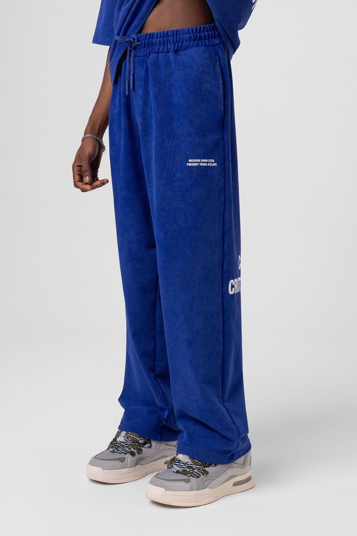 Oversized Sweatsuit Set with Back Print (Washed)