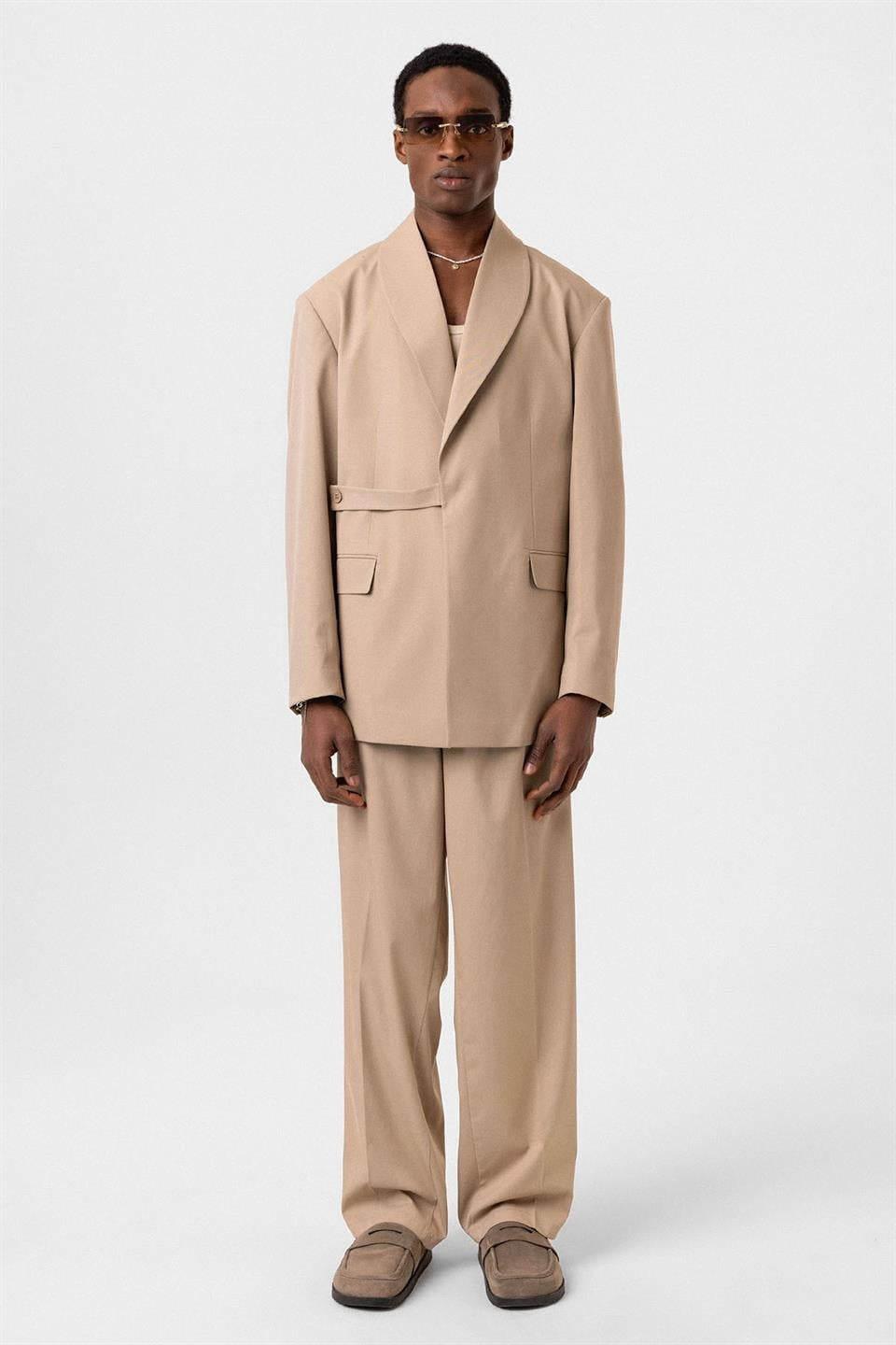 Oversized Belted Suit