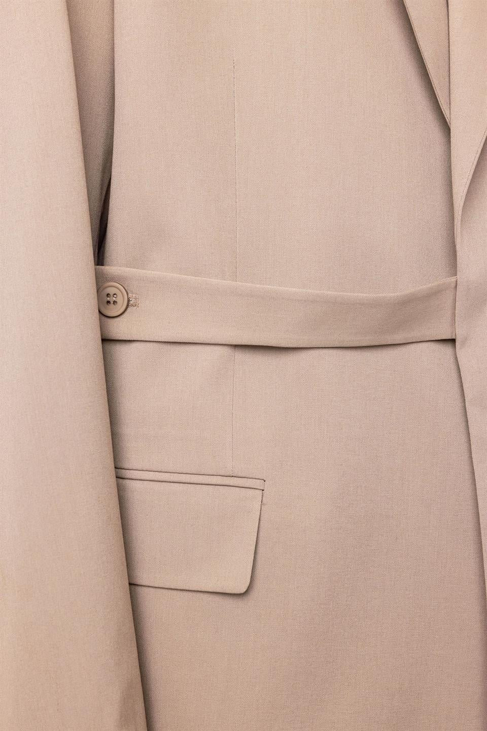 Oversized Belted Suit