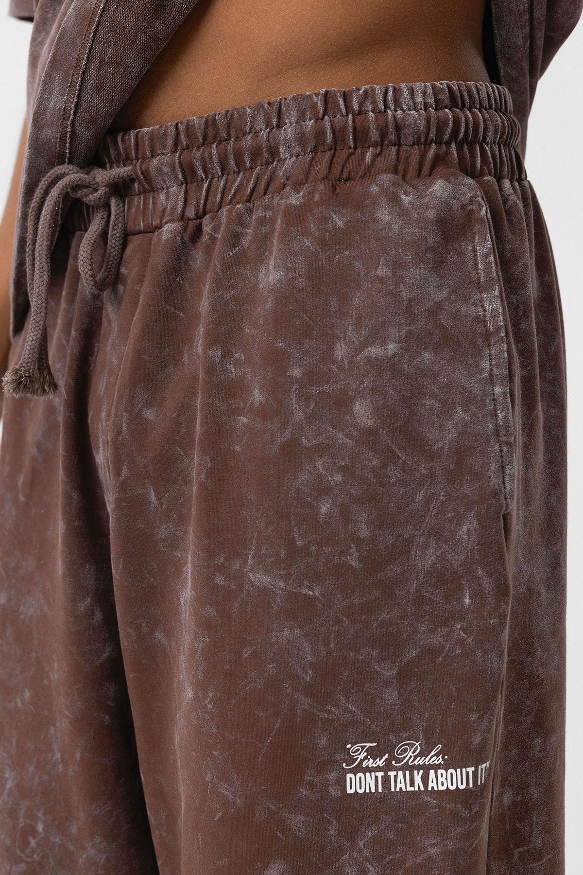 Oversized Sweatsuit Set with Back Print (Washed Look)